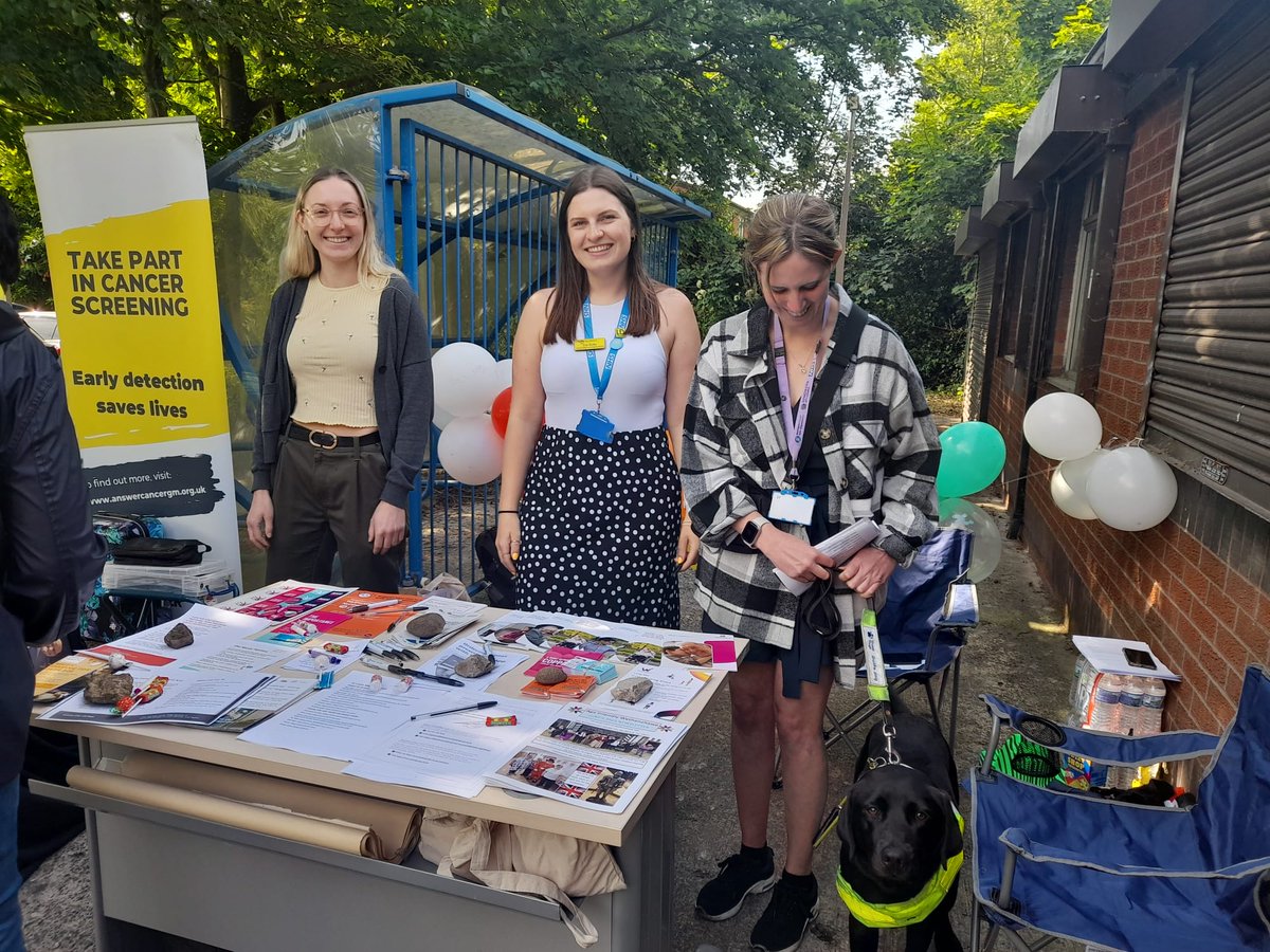 Super proud of our neighbourhood teams coming together today to support our carers! So important to recognise our unpaid carers  #CarersWeek @carersweek @AfWyth @HealthySouthMCR @carersweek @AnswerCancerGM @mcrlco @StringofHearts_ @MCRActive