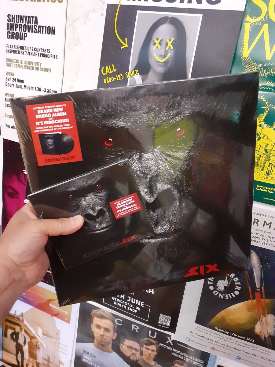 hmvNewcastle's tweet photo. He's back from his jollies with a suprise for this week's #MerlinsMetal. It's not #Metal, but he's so excited about the new @ExtremeBand album we're letting that slide.
#NewMusicFriday #NewRelease #NewReleases #newmusicfix #NewMusicAlert https://t.co/kp8ZIMjED3