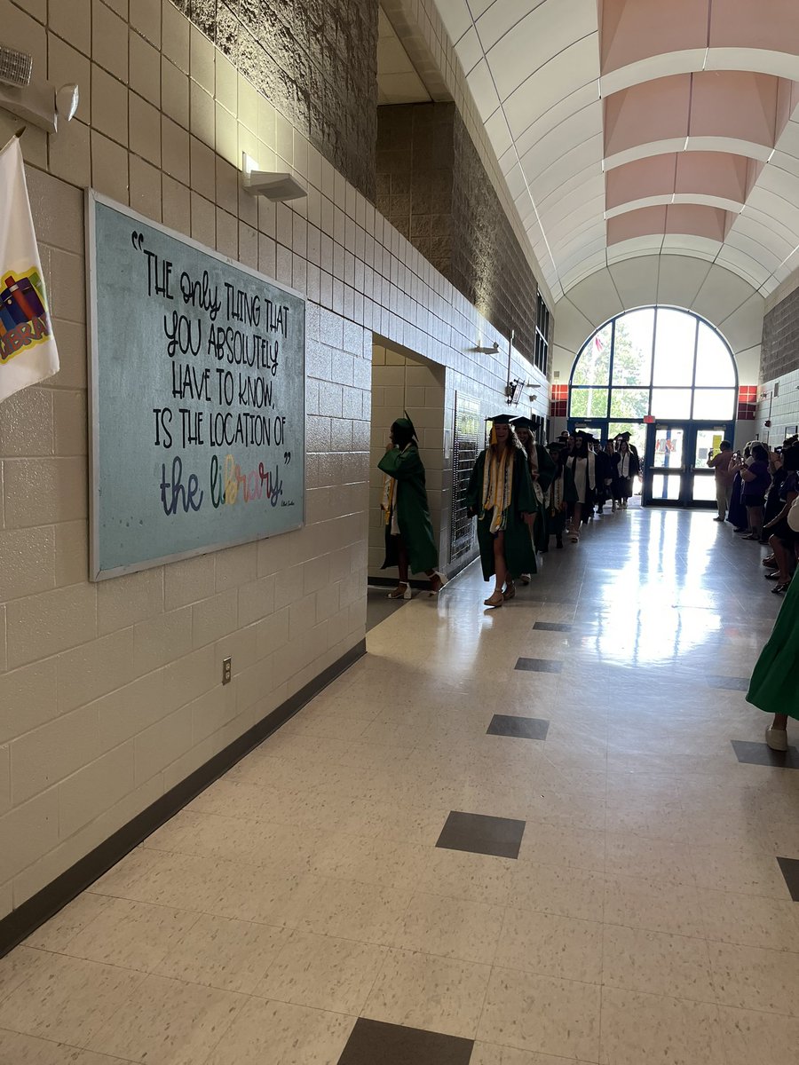 MrsBakerMES's tweet photo. What an amazing day! We loved having our former kiddos walk the halls in their caps and gowns. I’m so proud of all these guys! @MorrisvilleElem @MustangsPTA https://t.co/3ebSAkOUfK