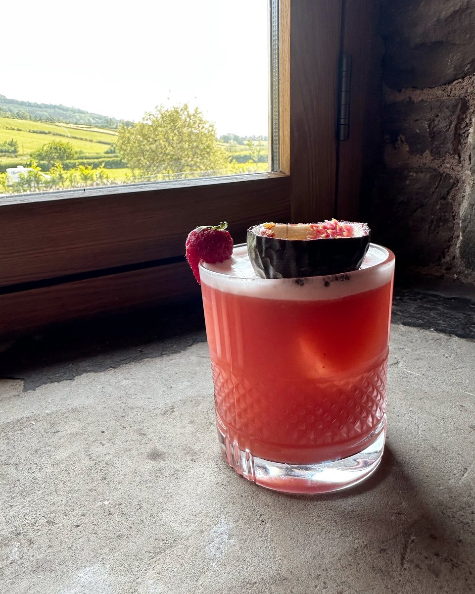 Strawberry pornstar martini 🍓