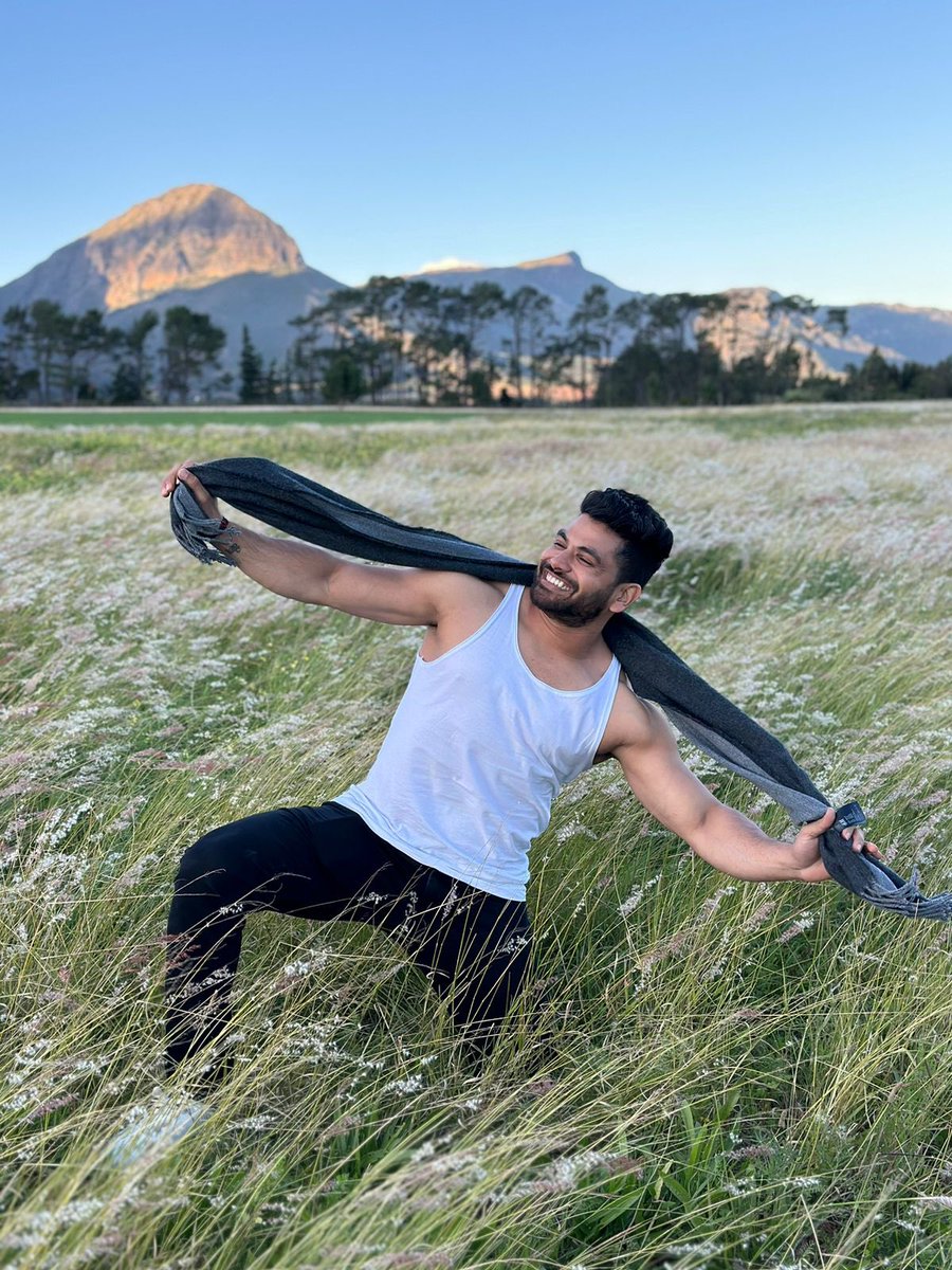 ShivThakare9's tweet photo. Jagah Nayi Swag Wahi #PhirBhiDilHaiHindustani 🇮🇳

#ShivThakare #KKK13 #KhatronKeKhiladi13 https://t.co/tmCM4xElwR