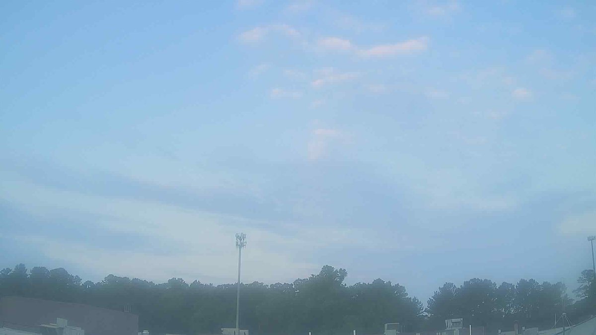 MabryMSWxSTEM's tweet photo. Mabry Middle School at sunrise and it's 59.8 F. https://t.co/6Mp3EPvJpw