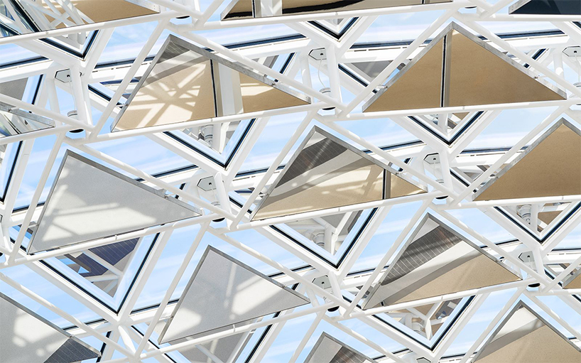 designboom (@designboom) on Twitter photo <a href="/sos_berlin/">Studio Other Spaces</a>'s reflective 'common sky' complements <a href="/BuffaloAKG/">Buffalo AKG Art Museum</a> renewal by OMA designboom.com/art/common-sky⊠<a href="/sos_berlin/">Studio Other Spaces</a>'s reflective 'common sky' complements <a href="/BuffaloAKG/">Buffalo AKG Art Museum</a> renewal by OMA designboom.com/art/common-skyâŠ