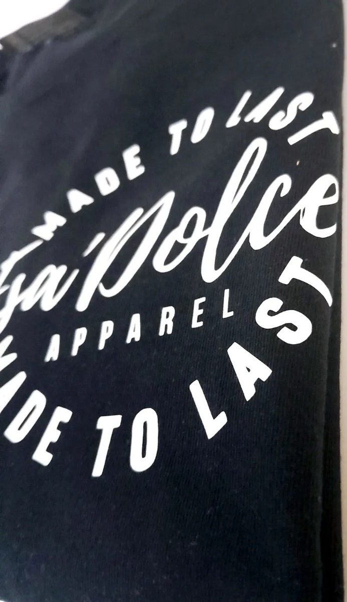 roots_studios's tweet photo. Printing and Design Solutions  available today for all your clothing brands✅️

#Printing #Design #HighQuality #ServiceRendering #VinylPrinting #ClothingBrand #StartUpBusiness #ExistingBusiness https://t.co/IcAuZZH7TN