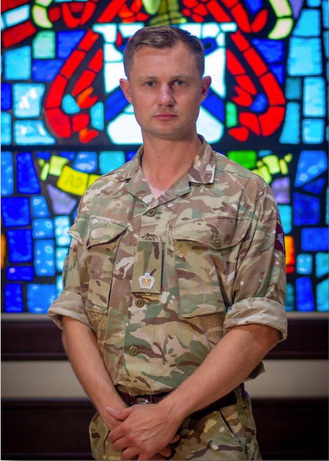 US Army Advanced Military Studies - Maj Edward Brecht #Para finished in 2nd place in a class of over 1000 students, he receives the Eisenhower Award – for the best overall International Military Student and will progress to @us_sams @BritishArmyUSA @kingsbury_ollie 💪🆎🇬🇧🇺🇸