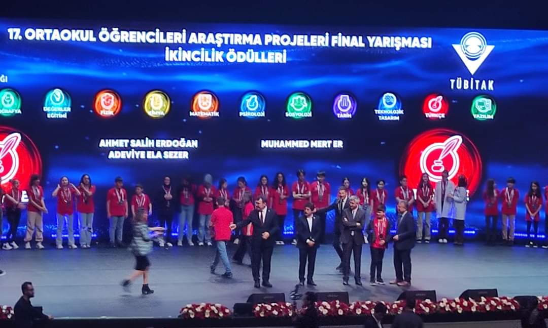 yozgatilmem's tweet photo. 🇹🇷Türkiye 2.'si Yozgat'tan🇹🇷

@Yusuf__Tekin
@ziyapolat73
@yusufyaz66
@tcmeb
@YozgatValiligi

#BAŞARIYOZGATTANESER
#BİLİM66
#ESER https://t.co/yRiXFjotHW