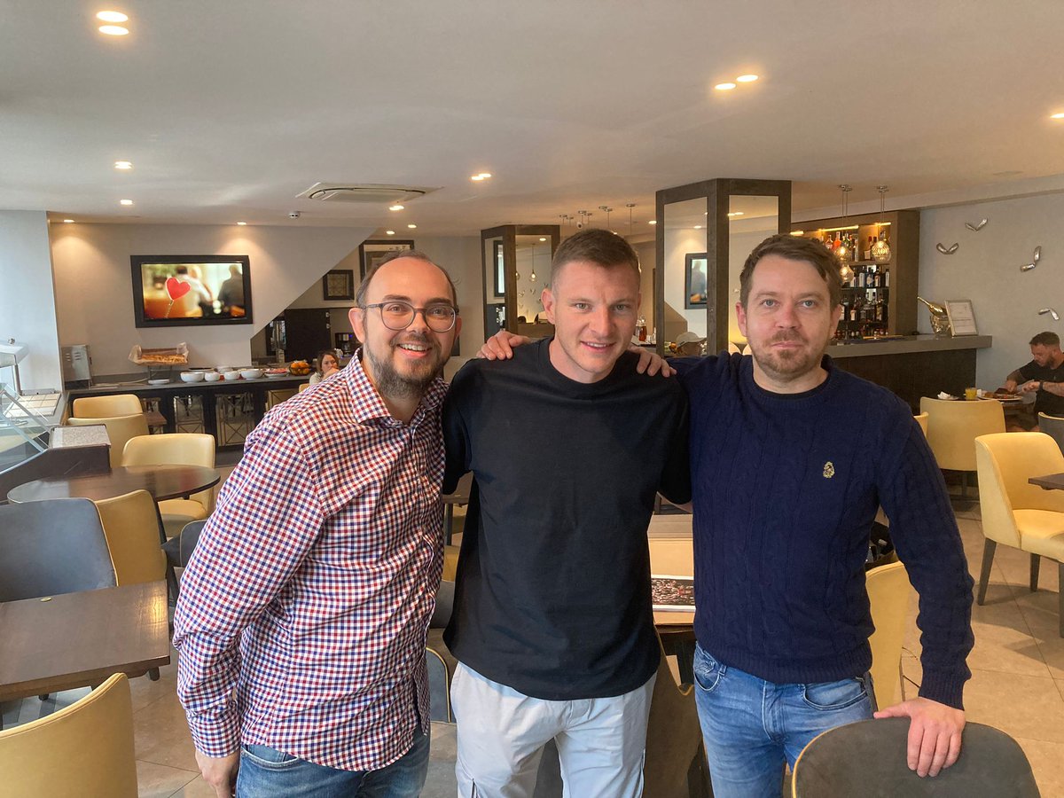 Blakes_Take's tweet photo. An absolute pleasure to meet @PMullin7 for a special signing session of @fearlessidzine's print collaboration with @JordanBirchall.

100% of the profits made on these limited edition prints goes to the @Your_Space123 charity.

Buy them here 👉https://t.co/CCLSi8rsbo

#WxmAFC https://t.co/l7GpOJgqMo