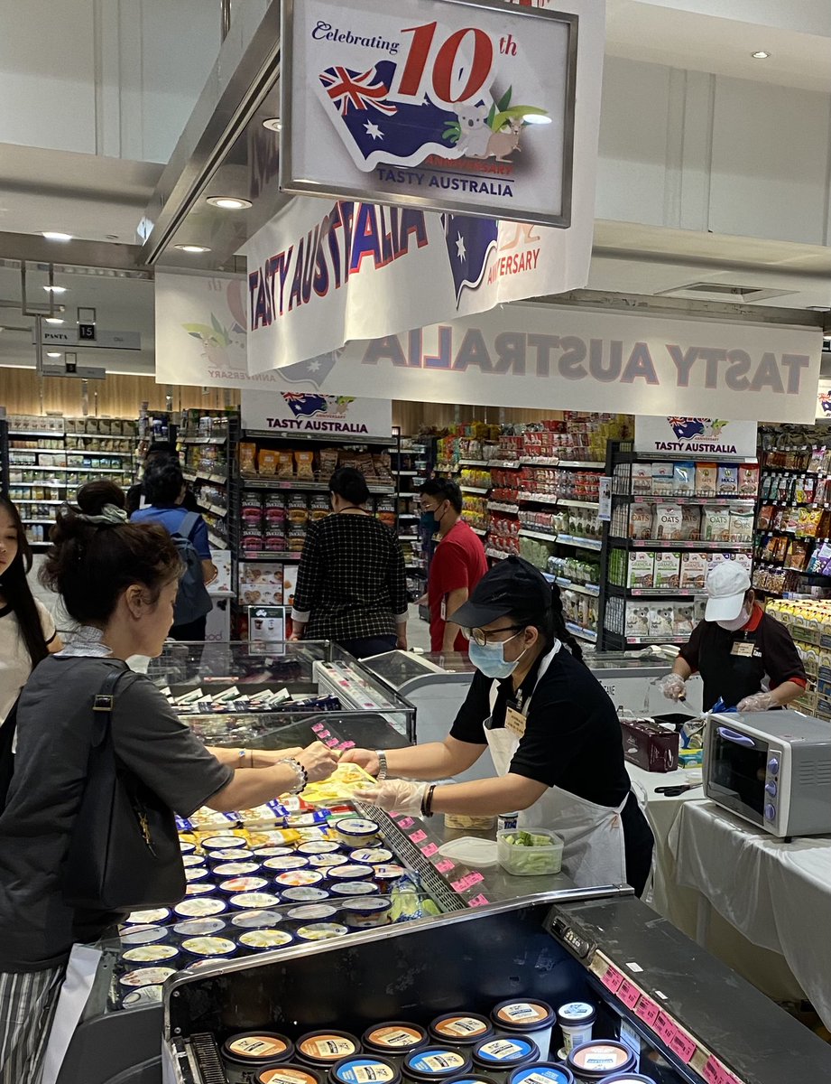 AusHCMalaysia's tweet photo. With @SanjayBooth joining the Tasty Australia 🇦🇺 food &amp; beverage promotion at Isetan today with @TheModelCook &amp; supported by Tourism Australia.  Premium 🇦🇺 food &amp; beverage products have long been available across 🇲🇾 and this event is celebrating its 10th anniversary 👏 https://t.co/X7rjxGFu8g