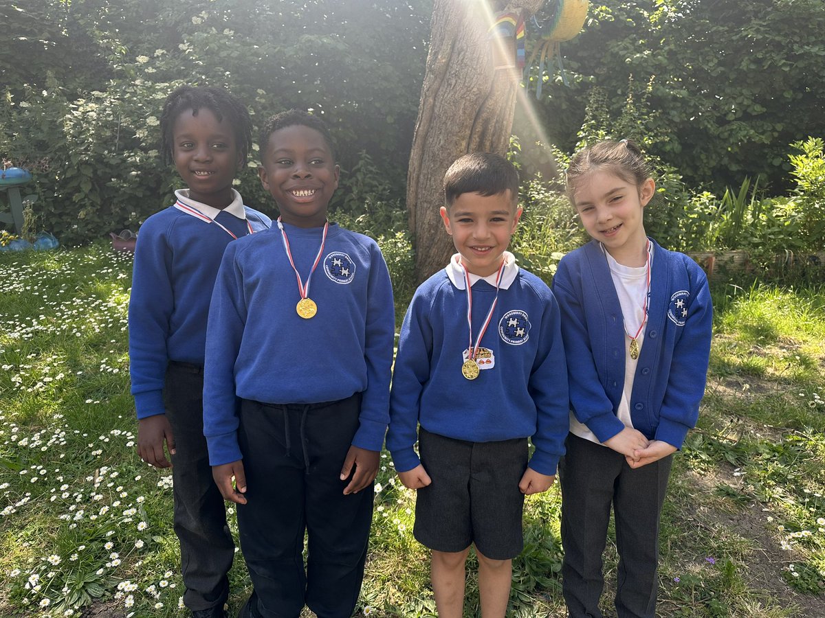 Miss Boon tweet media