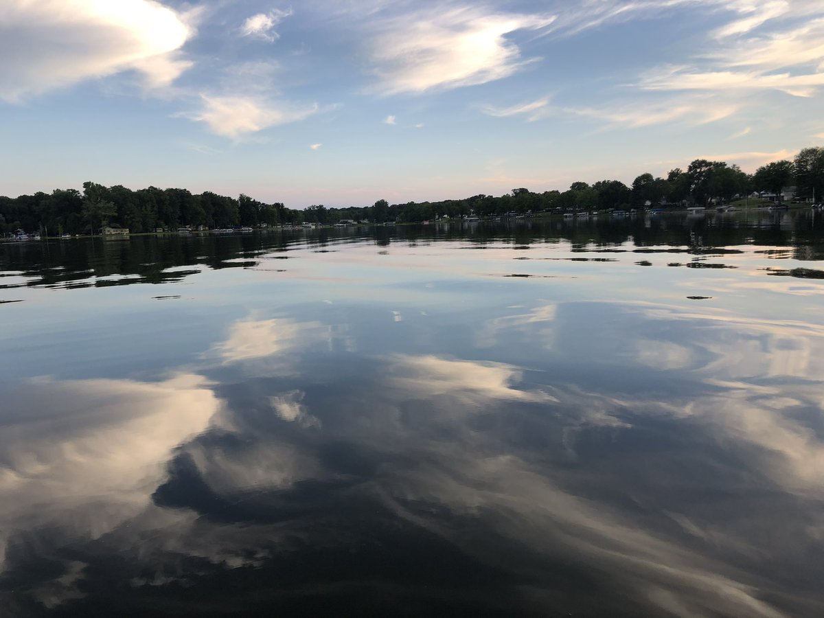 weiss_melissa's tweet photo. @MichiganEGLE Little Long Lake but we need your help keeping it clean we are the last lake in the Lake Eire watershed. Farmer run off is choking our lake. https://t.co/6OvUzkQu8m