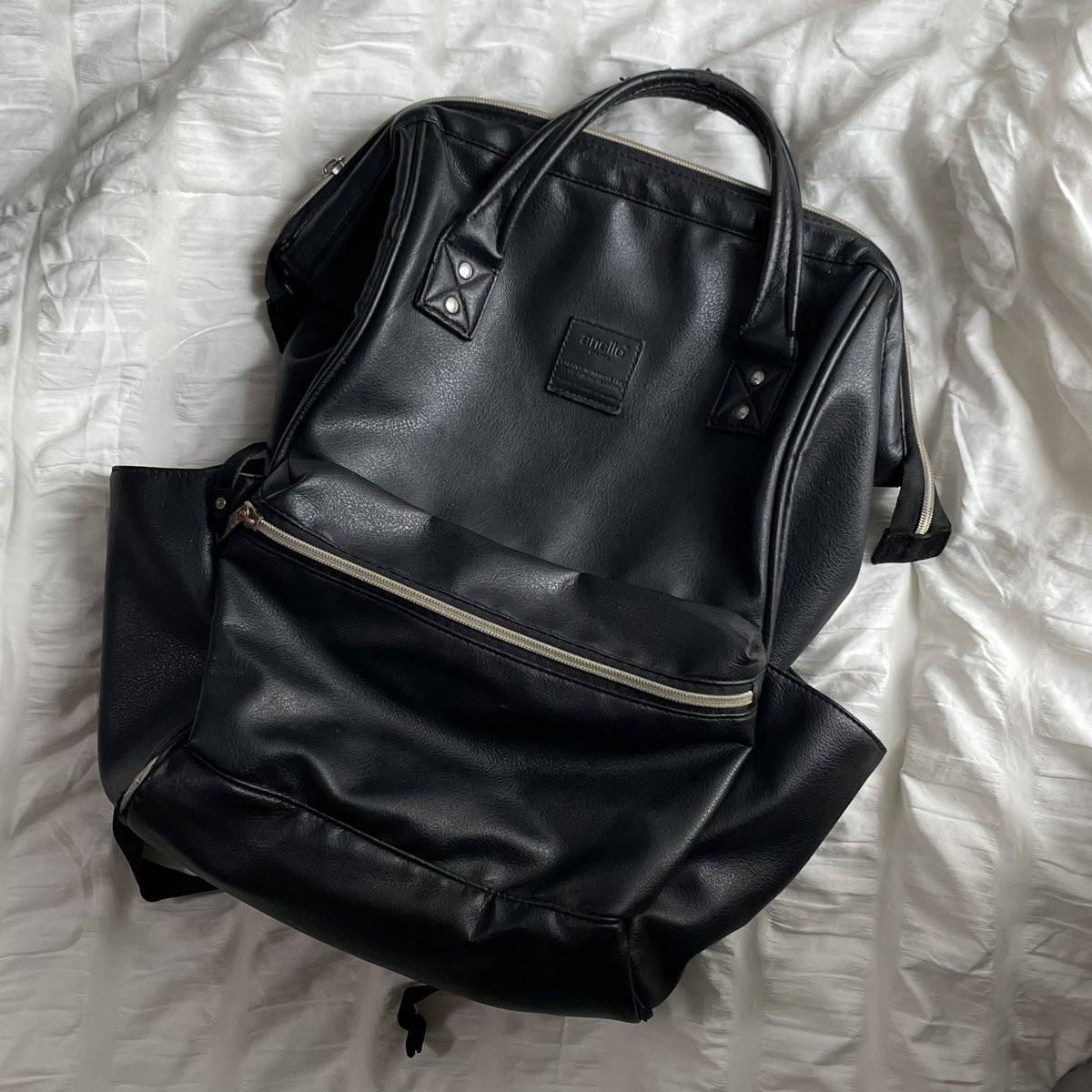 Welshly_cg's tweet photo. แจก แจก แจก แจก 🎒

ꔚ กระเป๋าเป้ Anello แท้หนังสีดำ 
ᜊ สภาพมือ2น้า ของเค้าเอง 

🍄 ติดตาม + รีทวิต / สุ่มวันที่ 14 มิย. 12.00

#ส่งต่อเสื้อผ้า #ส่งต่อเสื้อผ้ามือสอง #เสื้อผ้ามือสอง  #ส่งต่อเสื้อผ้ามือ2 #โล๊ะตู้เสื้อผ้า #กระเป๋าตังค์ #กระเป๋ามือสอง #กระเป๋ามือสองสภาพดี #แจกฟรี https://t.co/LNWNzKp1Rc