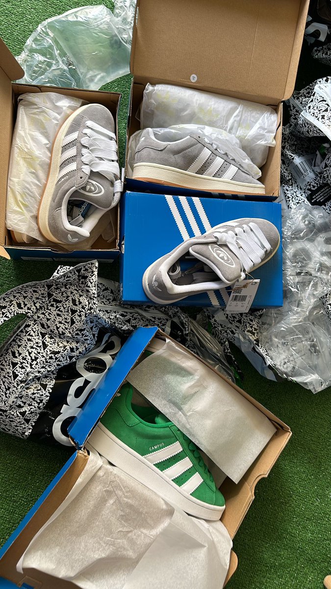 __foundit__'s tweet image. Asos Delivered @panaiobot @BlckMonitor