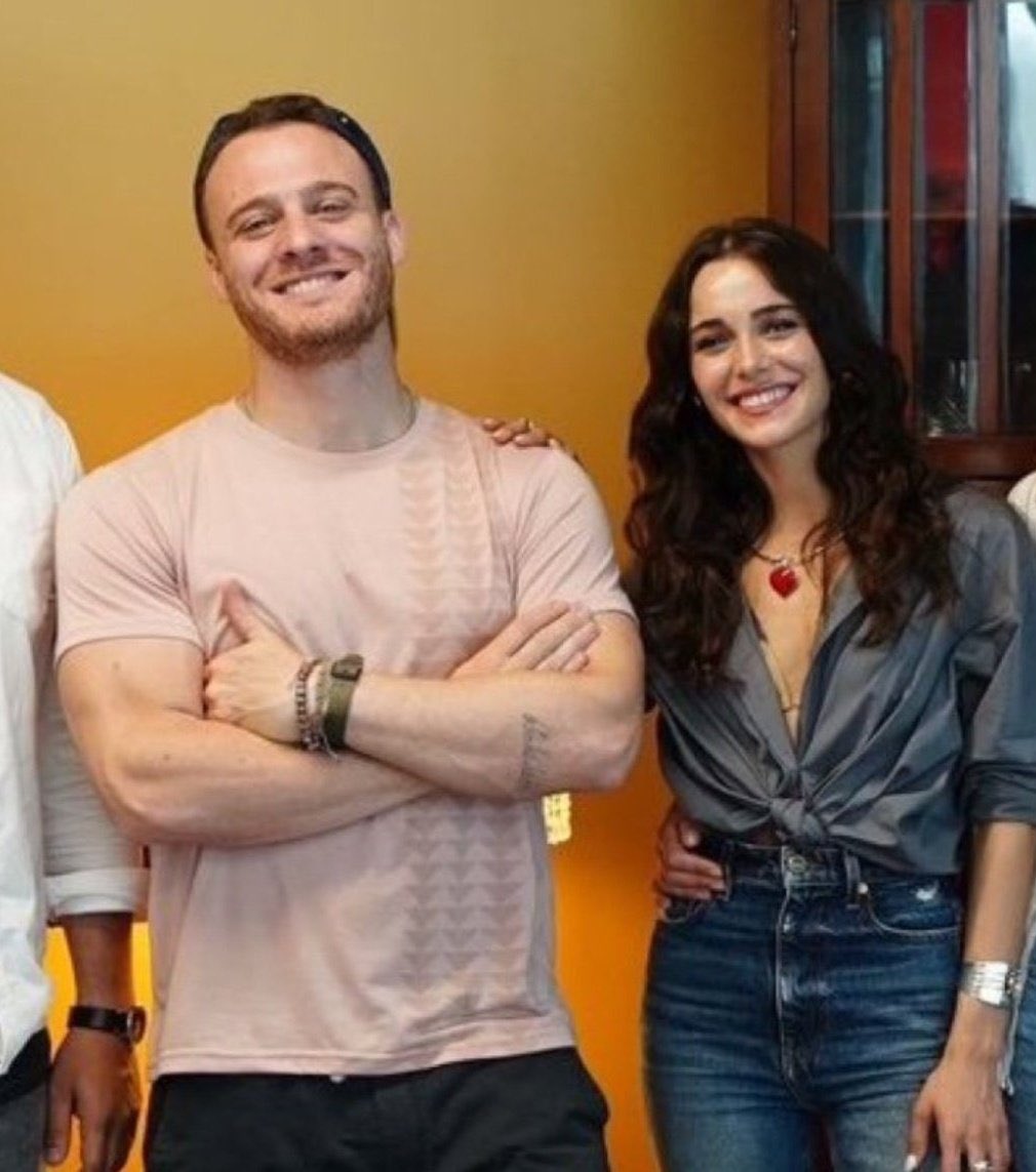 Ay Yapımın #HafsanurSancaktutan ve #KeremBürsin’li yeni dizisi #GünIşığım'ın yeni adı #Körkütük oldu…