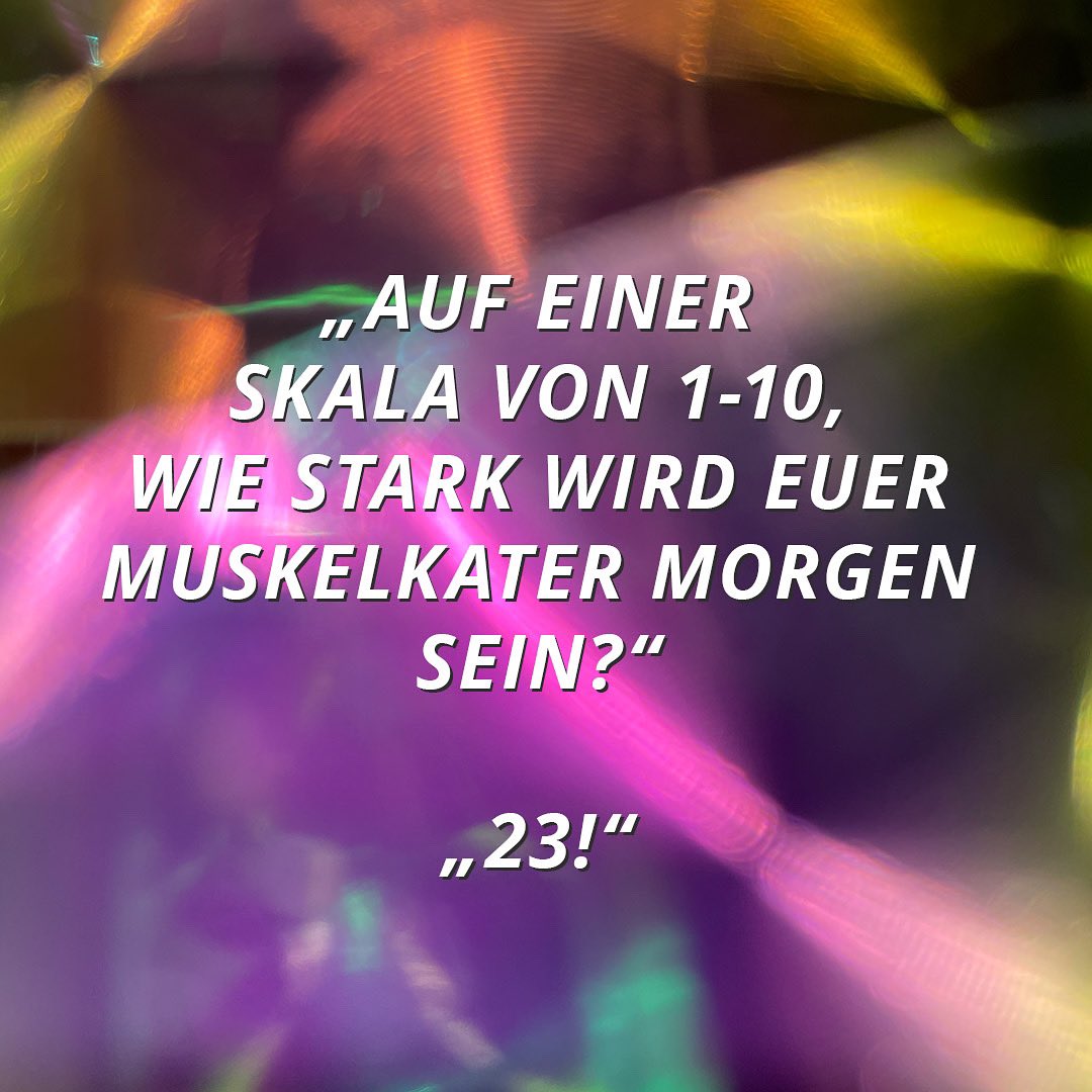 hooperella1's tweet photo. #kurszitate ✨📣 

Wenn ihr euch jetzt fragt, Muskelkater vom Hooping, das geht? Ja, ja das geht. Überzeugt euch selbst und lasst euch jetzt schon auf die Kursliste für die neuen Workshops im Herbst setzen! ✍️✨⭕️

#hoopworkshop #hulahoop #hoopkurs #hooping #muskelkater https://t.co/uPu7n4FxAQ