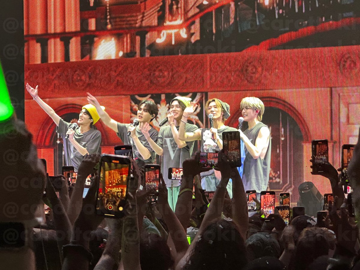 carottoki's tweet photo. From one fan meeting to another https://t.co/rA5QNawX6n