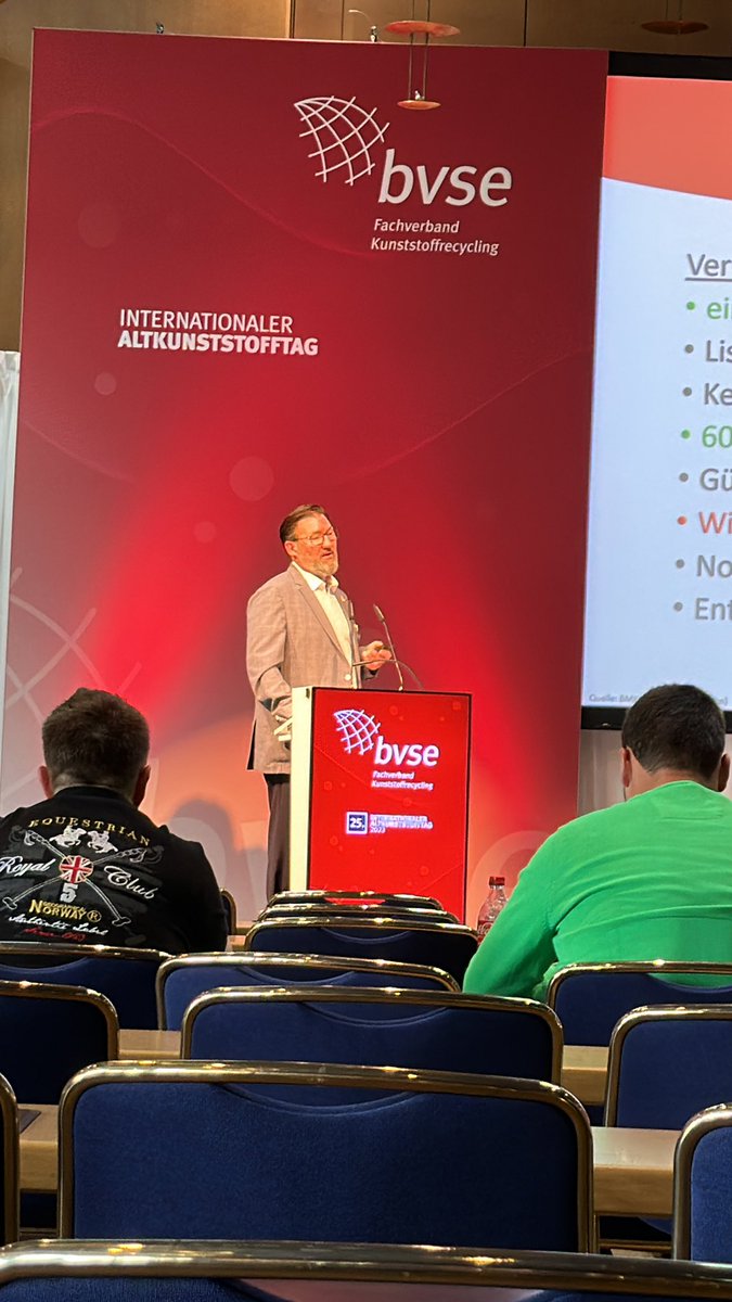 tempus2021's tweet photo. Herr Pieringer hast du einige Information, auch sehr interessant gewesen. https://t.co/aTwPc90eNu