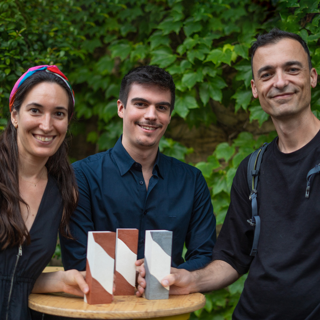 Ayer, 3 alumnis del Máster en #MotionGrahics ganaron 1 Laus Plata y 2 Laus Bronce en la Nit del LAUS de la <a href="/adgfad/">ADG-FAD</a> 

¡Enhorabuena Pedro, Fabrizzio y Bea por vuestros trabajos y también a Roger Ruppmann y a Joan Achon, por acompañaros y guiaros en esta experiencia!😁