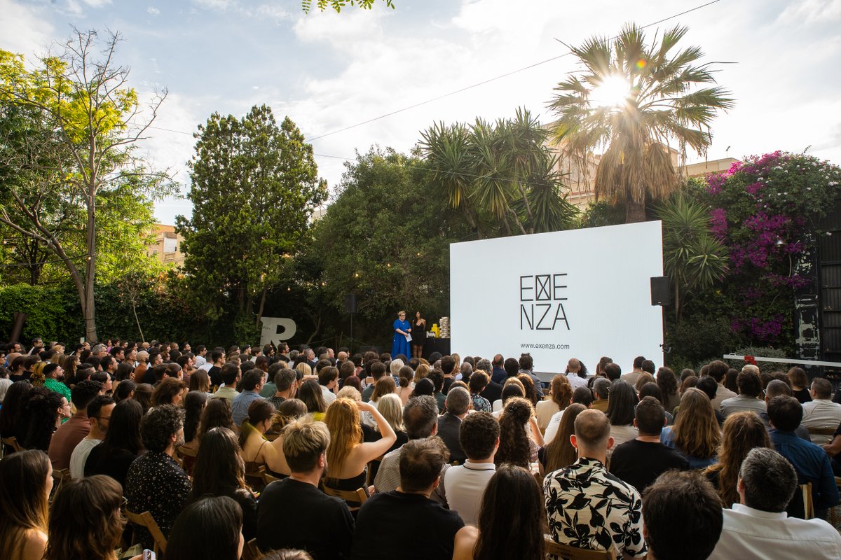 💥Consulta todos los proyectos galardonados en la 53ª edición de los premios ADG Laus #ADGLaus23

¡Enhorabuena a todos los premiados! 👏👏👏

👉 bit.ly/PremiadosADGLa…