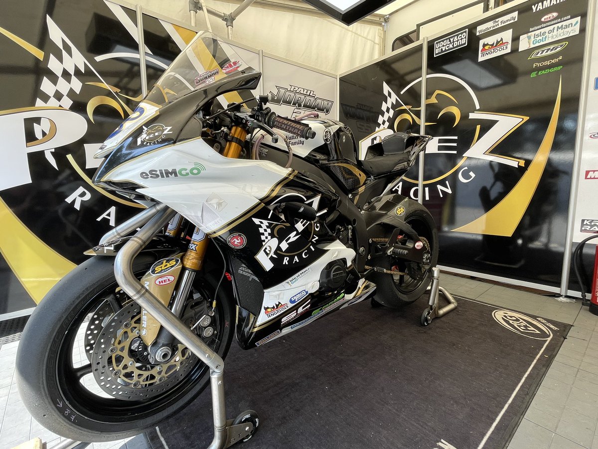 iomgolfbreaks's tweet photo. Company sticker on #iomTT bike. 👍 https://t.co/99TCT4bsXi