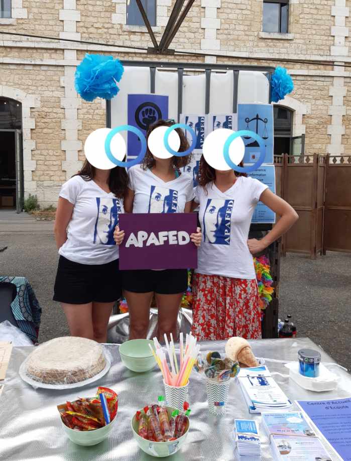ApafedO's tweet photo. #ChaquePasEstUneVictoire

Présentes à la Nuit des Relais organisée par la @Fondationfemmes  

Motivées et déterminées avec la présence de 2 équipes  nous avons couru pour lutter contre les violences faites aux femmes

On n’a rien lâché  

#Nuitdesrelais #luttecontrelesviolences https://t.co/Eld3QAwxoA
