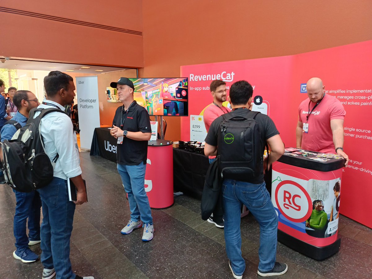 korodroid's tweet photo. Lots of interesting booths!
#droidconSF #dcsf23  @droidconSF @droidcon https://t.co/FMQliUSKii