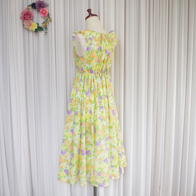 CHEMMYhandmade's tweet photo. 新作「肩先フリル花柄コットンワンピース」
出品しました👗

https://t.co/VpSNUuE3Mc

#ワンピース
#花柄ワンピース
#ハンドメイド
#クラシカルロリータ
#レトロワンピース
#ハンドメイド
#minne https://t.co/Y2OaNmBx3E