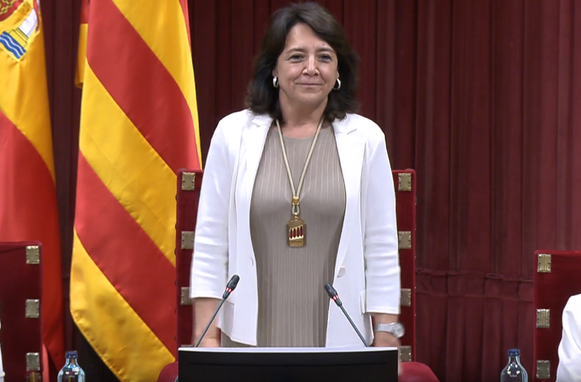 parlamentcat's tweet photo. Anna Erra és elegida presidenta del @parlamentcat https://t.co/DBBzETLHaF