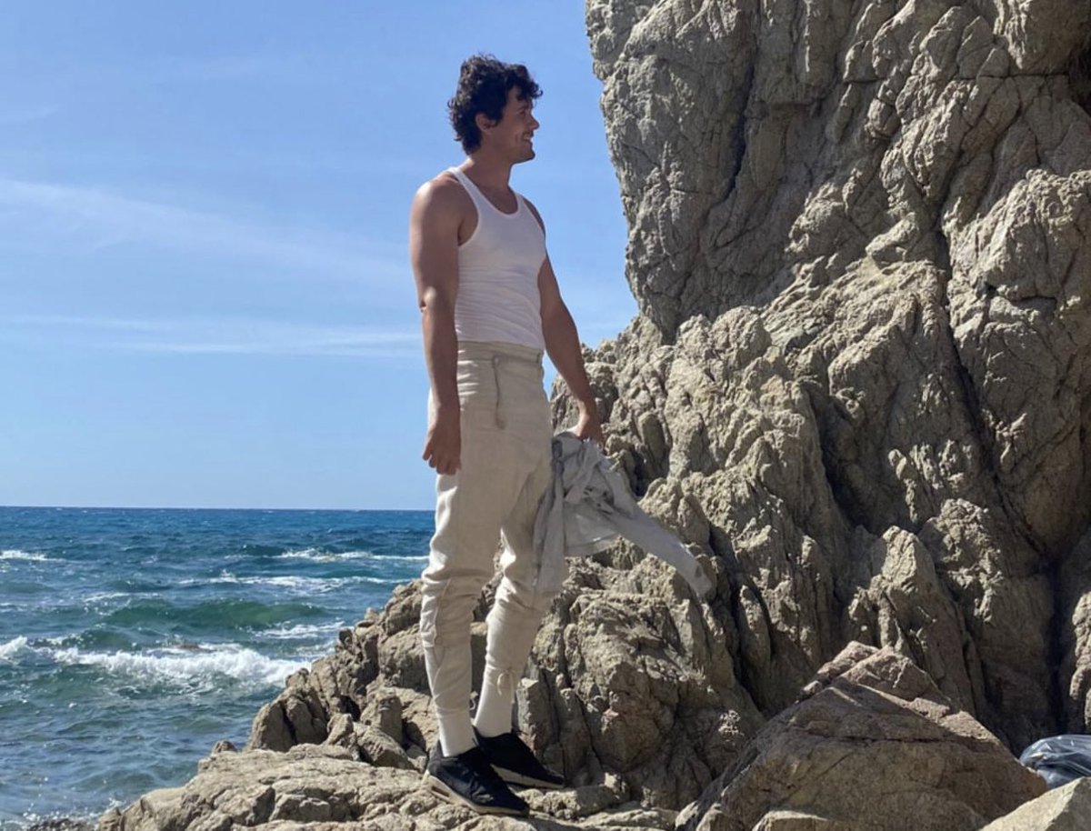 unchartedwters's tweet photo. not when jonah hauer king exists! https://t.co/Cykf06KEmm