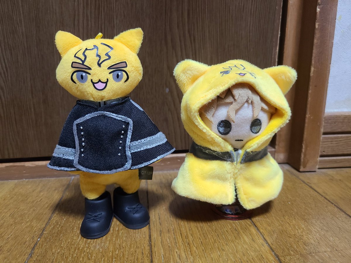 yui05040511's tweet photo. みてみて！！！🐺ミッタマ🍯
銀にゃと指ぬい💕
可愛くできた☆ https://t.co/fVCkTgsuxS