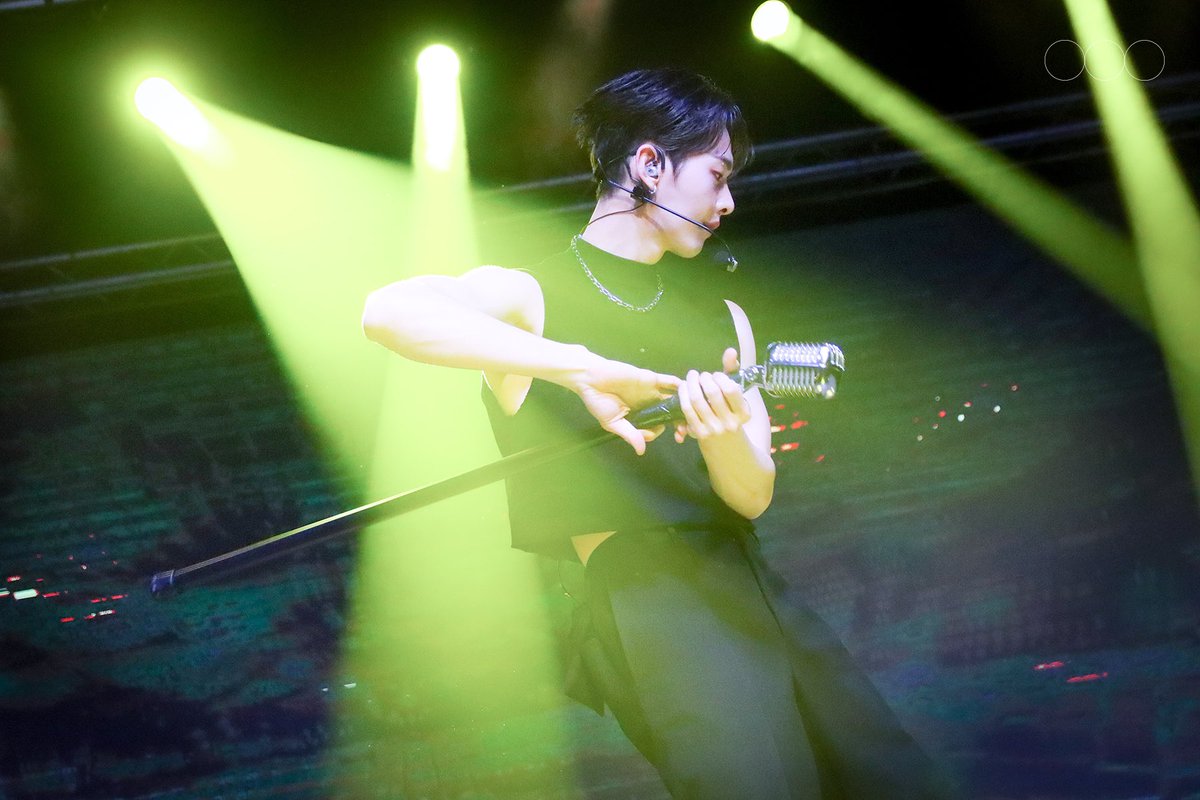 KBFlLES's tweet image. #OnlyOneOf #온리원오브 
#kb #kyubin #규빈