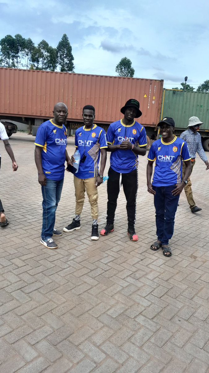 The school of thought that heroes are born and not made is upon you..
We live for Friday because we #WearYourLocalJersey