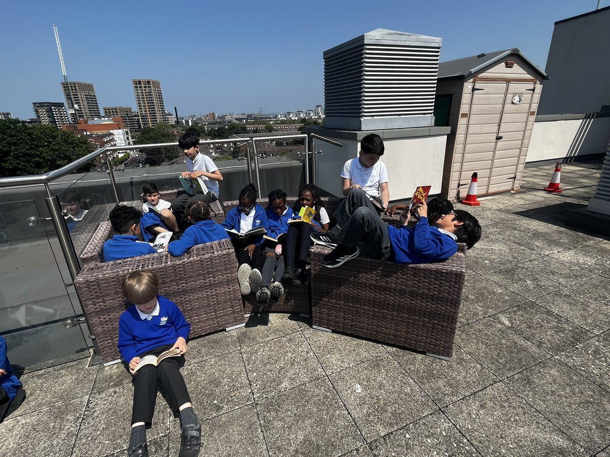 Foxfield Palm (@foxfldpalm1) on Twitter photo Enjoying the beautiful weather today! βοΈβοΈβοΈ<a href="/foxfield/">FoxfieldPrimary</a> <a href="/IPAT_Edu/">The Inspire Partnership</a> Enjoying the beautiful weather today! βοΈβοΈβοΈ<a href="/foxfield/">FoxfieldPrimary</a> <a href="/IPAT_Edu/">The Inspire Partnership</a>