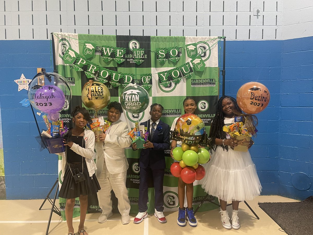 feedeedecorate's tweet photo. Thanks @Gardenville211 parents @BaltCitySchools - graduation balloons by feedeedecorations https://t.co/p284grISbc
