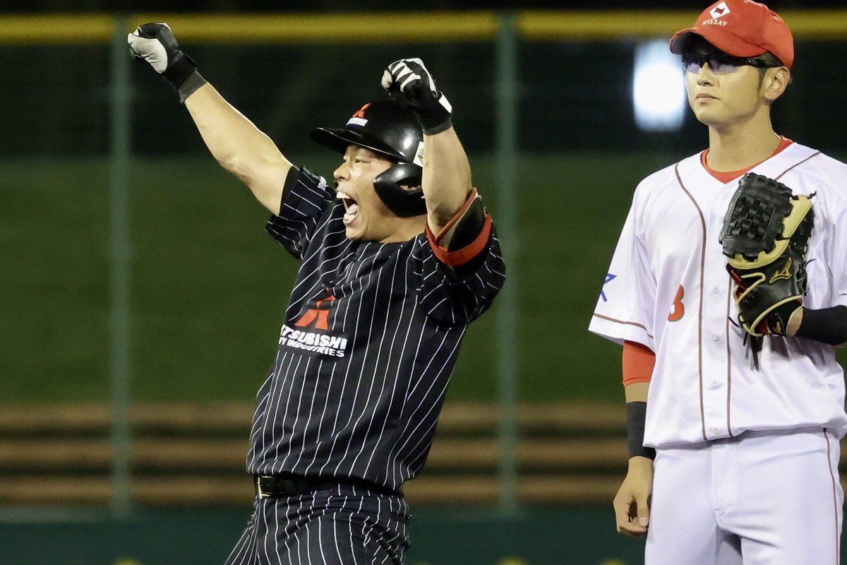 mhibaseball's tweet photo. 代打でヒットを放つ古川外野手
逆転タイムリー2塁打を放つ笹治外野手
決死のヘッドスライディングをみせる中山内野手 https://t.co/7KoeCqttiG