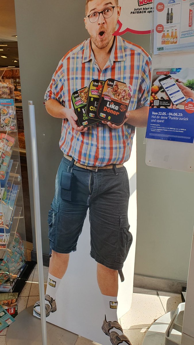 vroniixi's tweet photo. Aufsteller heute im Supermarkt.
Männer, die das essen haben so dicke Eier, das sie den Hosenstall nicht mehr zukriegen können?
Oder was soll mir das sagen? https://t.co/5pzhQWDHmb