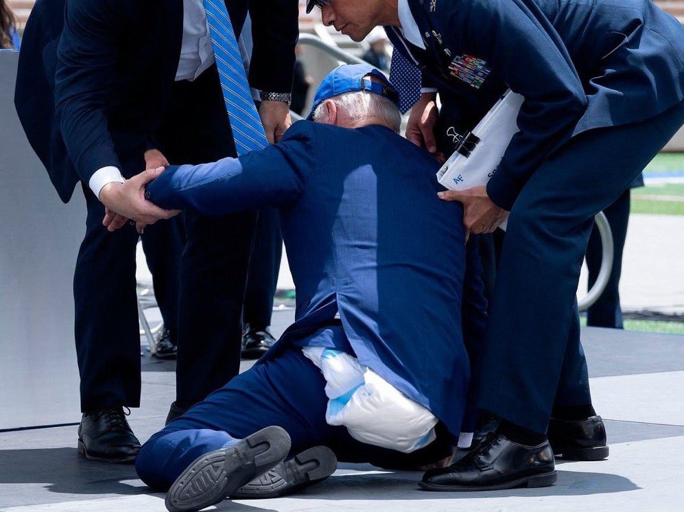 El pañal de Biden es cierto.