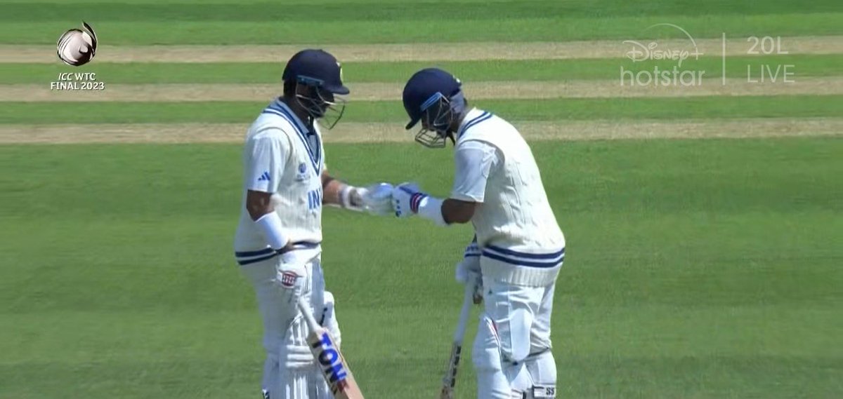 CricCrazyJohns's tweet photo. Lunch on Day 3.

Rahane &amp; Thakur are the heroes, 260 for 6 in the first innings. 

What a fightback by India. https://t.co/bj4zOJhSch