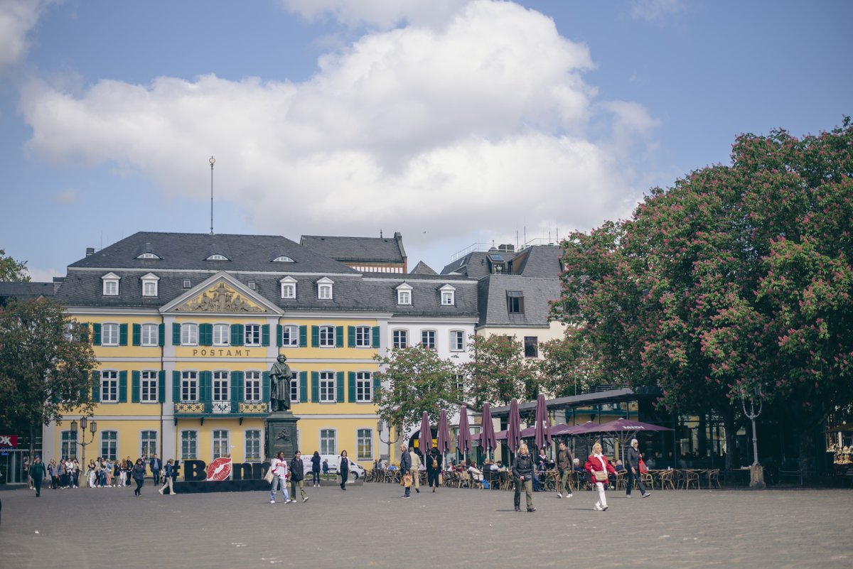 Welcome to Bonn, the charming city on the Rhine River! I’ve gathered my favourite local sights around the city in the neighbourhood guide so you can shop, sip and explore the city! 🍝

Check it out: bobw.co/articles/bonn-…

#sleepwithbobw #bestofbonn #bonn #livelocal #nomadlife