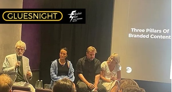 Gluesnight#3

Our best yet.

Thank you to everyone who came along yesterday evening...

And we'd love it if you saved this date for #4

21 September @ The Groucho Club