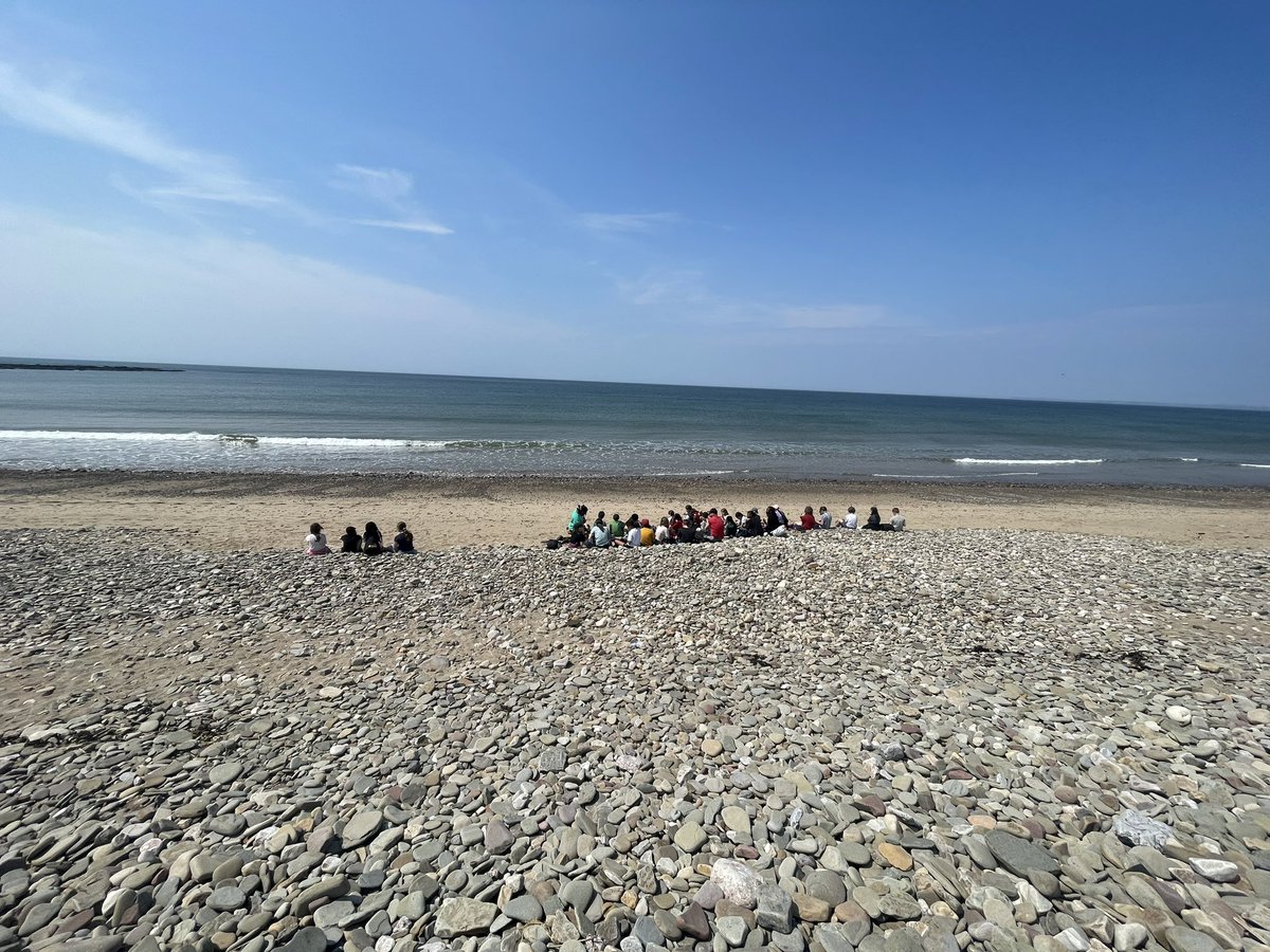 MrFielding tweet media