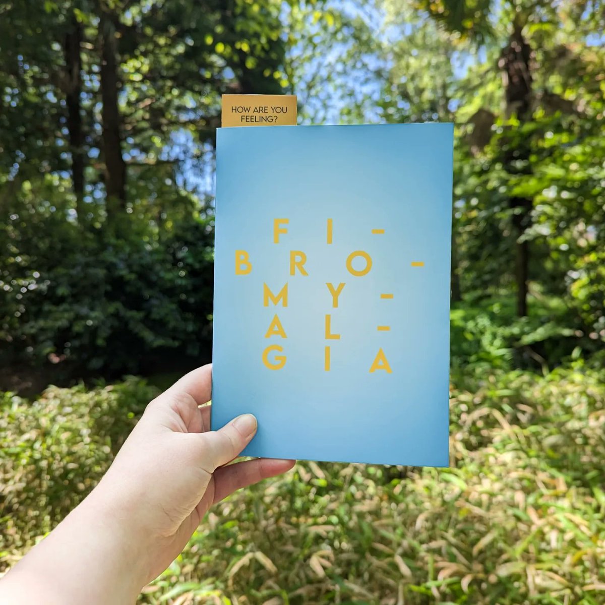 Lucy_Rob99's tweet photo. A publication I created aiming to visually describe the experience of living with fibromyalgia in collaboration with fellow graphic designer Charlotte Escott and with inspiration and information from @fmauk. https://t.co/bkyC1GeJdG