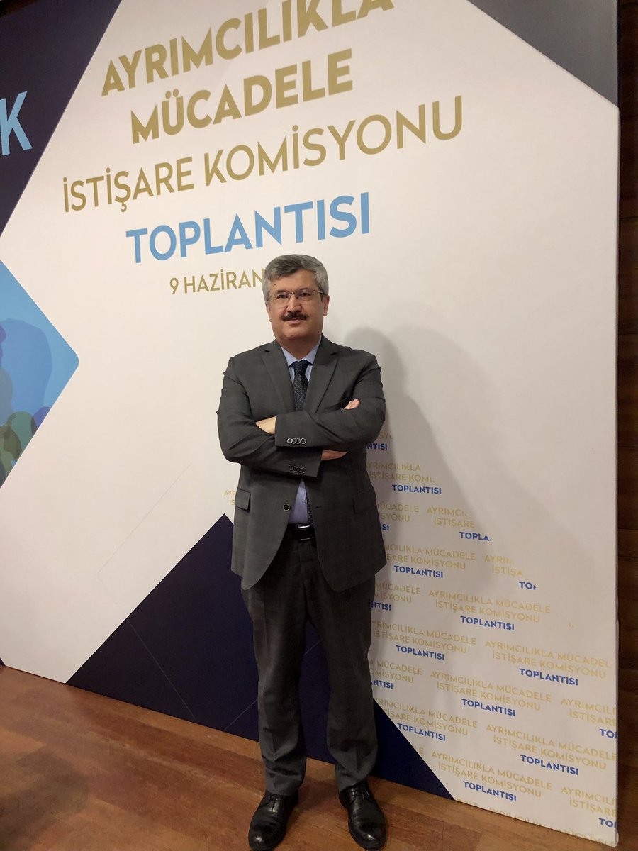 unalsade's tweet photo. Türkiye İnsan Hakları ve Eşitlik Kurumu olarak Kanunumuzun 22. maddesi gereği olarak düzenlediğimiz Ayrımcılıkla Mücadele İstişare Komisyonu toplantısındayız… https://t.co/Wlt9kGXtwW