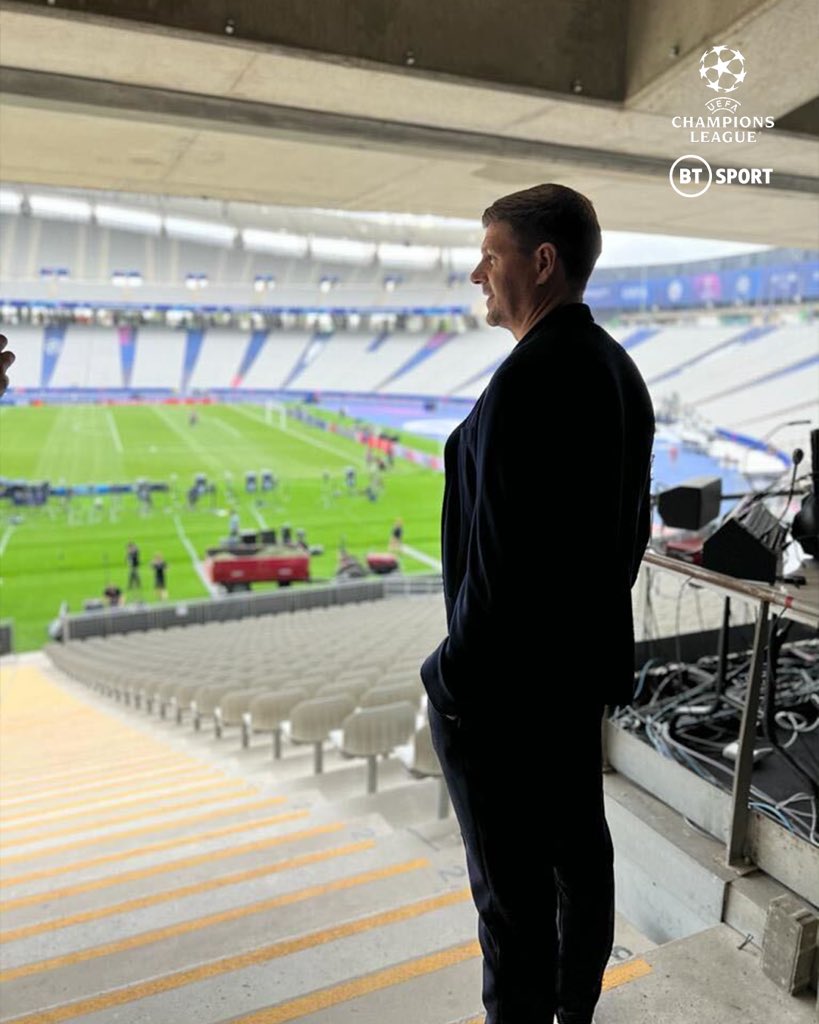 Memories to last a lifetime! 🤩 Steven Gerrard back at the Atatürk Olympic Stadium for the first time since the 2005 #UCLfinal