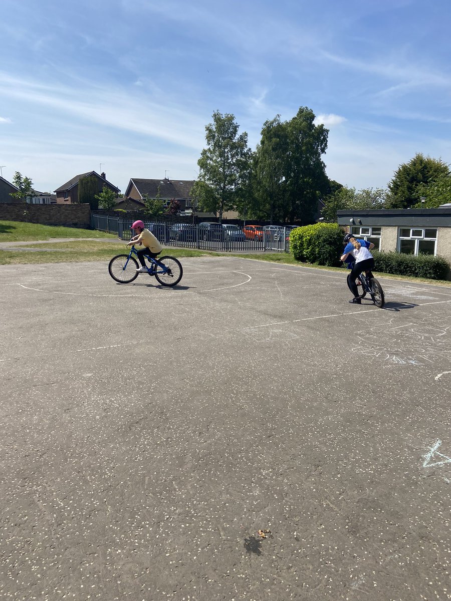MissMorrow96's tweet photo. P6 cyclists! Well done P6 for your hard work and enthusiasm during your level 1 bikability course 🚴‍♂️ 🚴‍♀️ @standrewsFCRC https://t.co/p6llL70sIC