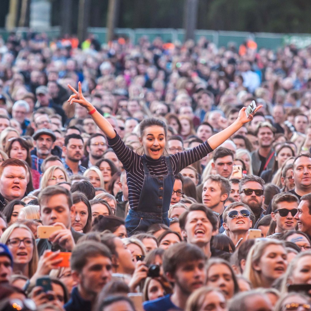 ForestryEngland's tweet photo. Who's heading to a #ForestLive23 show this weekend? 🕺 

We can't wait to see @paulwellerHQ, @Tom_Grennan and @JackSavoretti wow the crowds at Cannock Chase Forest and Westonbirt Arboretum 🌲

Grab your last minute tickets here 👉 https://t.co/TKXrWY4wd4 https://t.co/JV8VrMJTc2