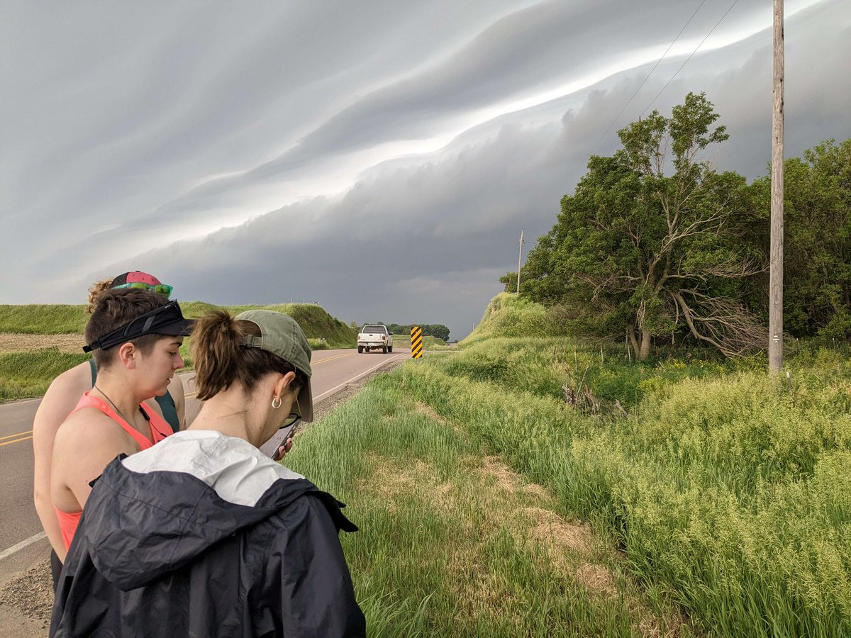 notrealMolly's tweet photo. Rain leg #RelayIowa https://t.co/HpVzXQ3Lgs