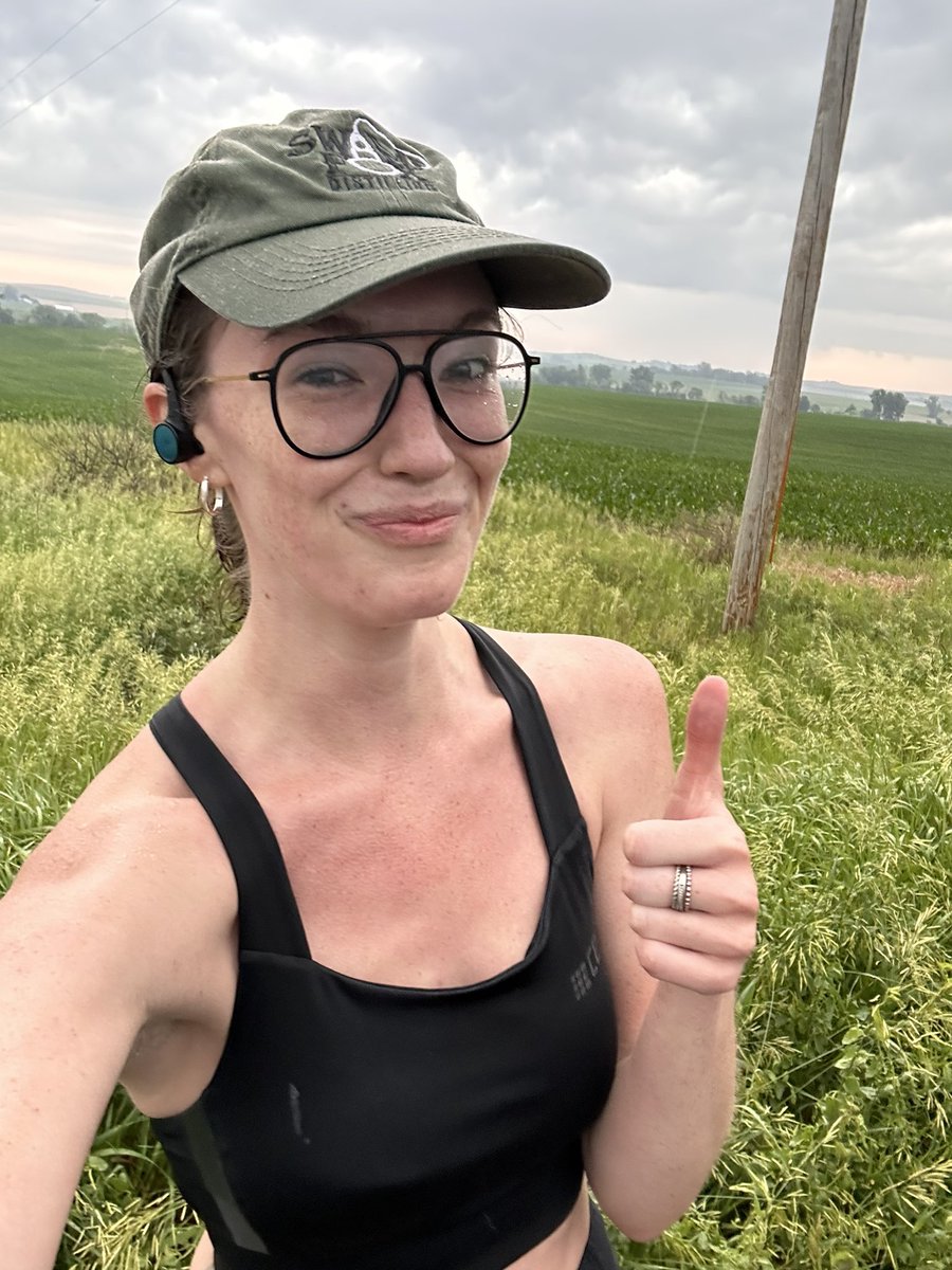 notrealMolly's tweet photo. Rain leg #RelayIowa https://t.co/HpVzXQ3Lgs
