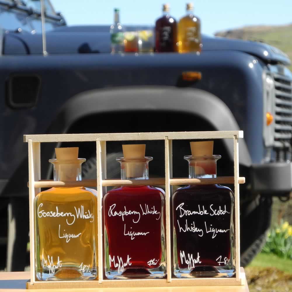 Win our new Whisky gift set The Moffat Collection, worth £48.55, for Father's Day, delivered free to any UK Mainland delivery address.
Enter by Sunday 11th June by clicking this link: demijohn.co.uk/pages/competit…
For extra entries:
Like and retweet this post 👍
Tag 3 friends 😀