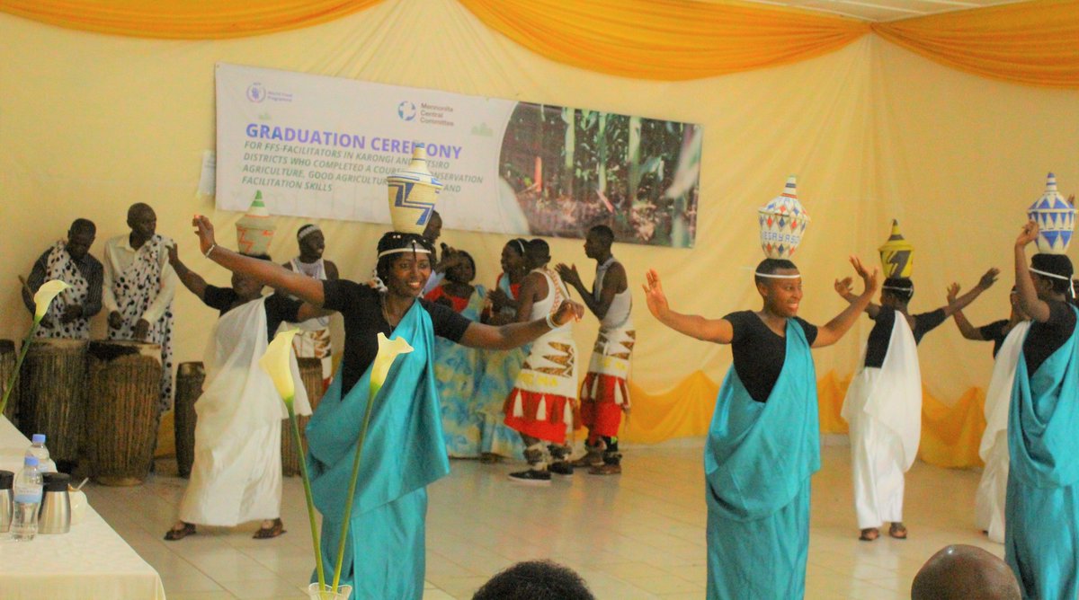 peace_pdn's tweet photo. We attended the graduation ceremony for FFS facilitators in the @KarongiDistr and @RutsiroDistrict   who have been undergoing training in CA, good agricultural practices, and facilitation techniques for the past four months. https://t.co/8vCHGxKGk7