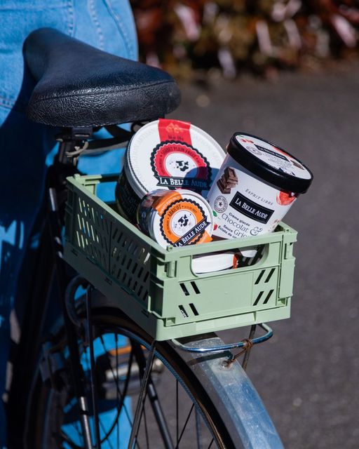 Carcassonnais's tweet photo. 📷La course de dernière minute avant d’aller rejoindre les amis ! 📷
Un peu de sorbet, un peu de crème glacée de chez La Belle Aude et le tour est joué !
📷
#labelleaude #glaces #glacesartisanales #carcassonne #SCIC #aude #jaimelaude https://t.co/hi0HbC8Eaz